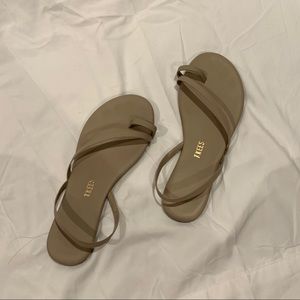 Tkees LC Sandal
